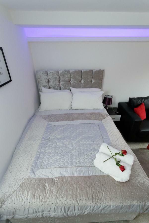 Clifton Bespoke Serviced Apartments Leeds  Buitenkant foto